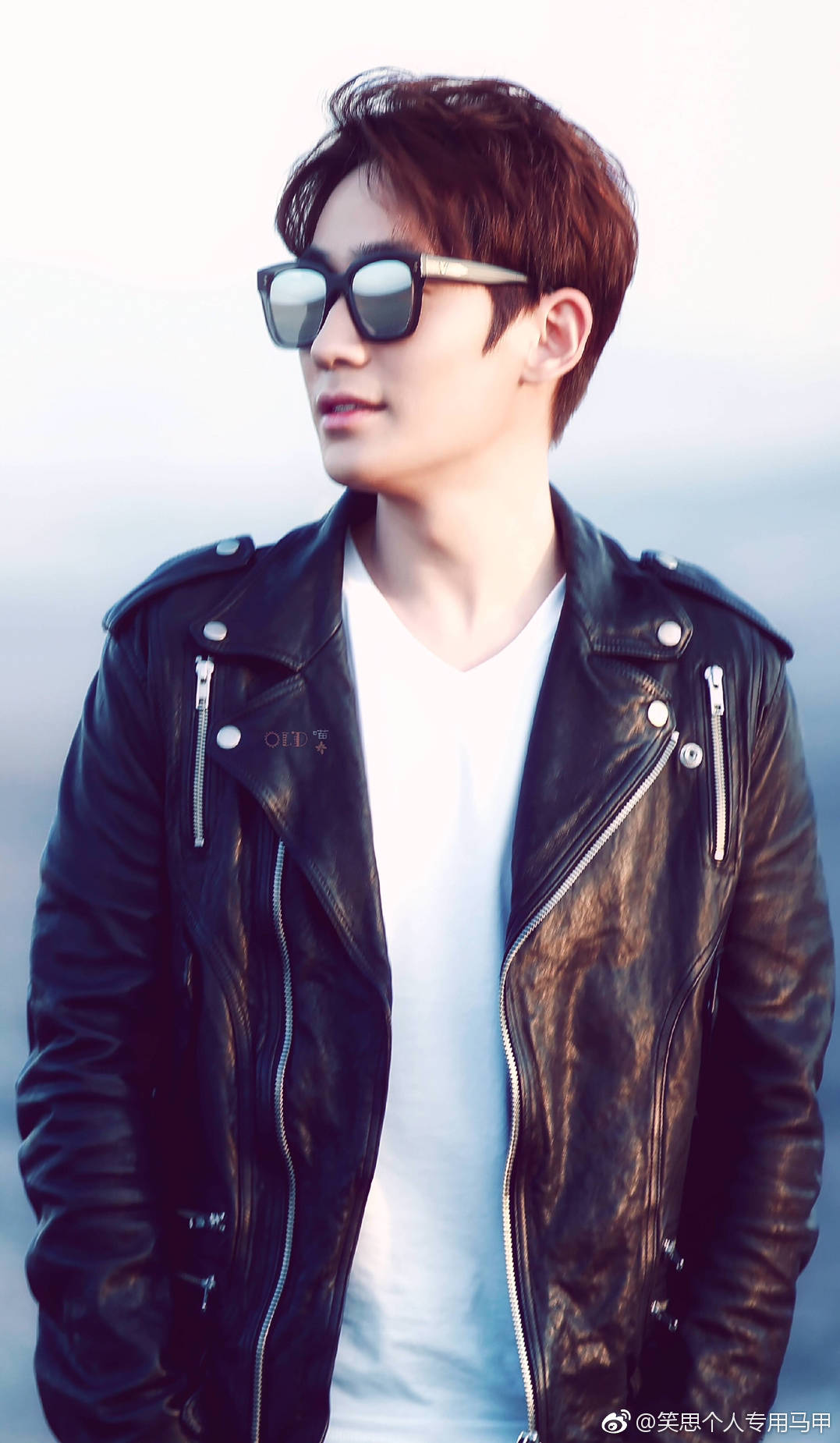 酷guy朱一龙黑皮衣合集!有型有款,是我的机车男友没错了!