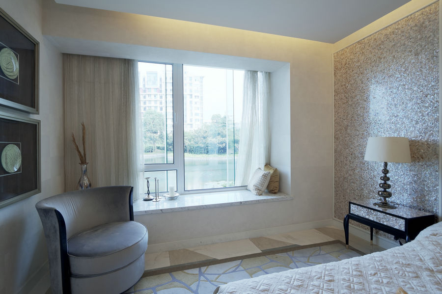 时尚简约设计现代两室两厅装饰图