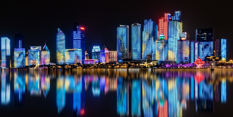 经常能看到青岛夜景的照片或视频,让大家见识了青岛的美.