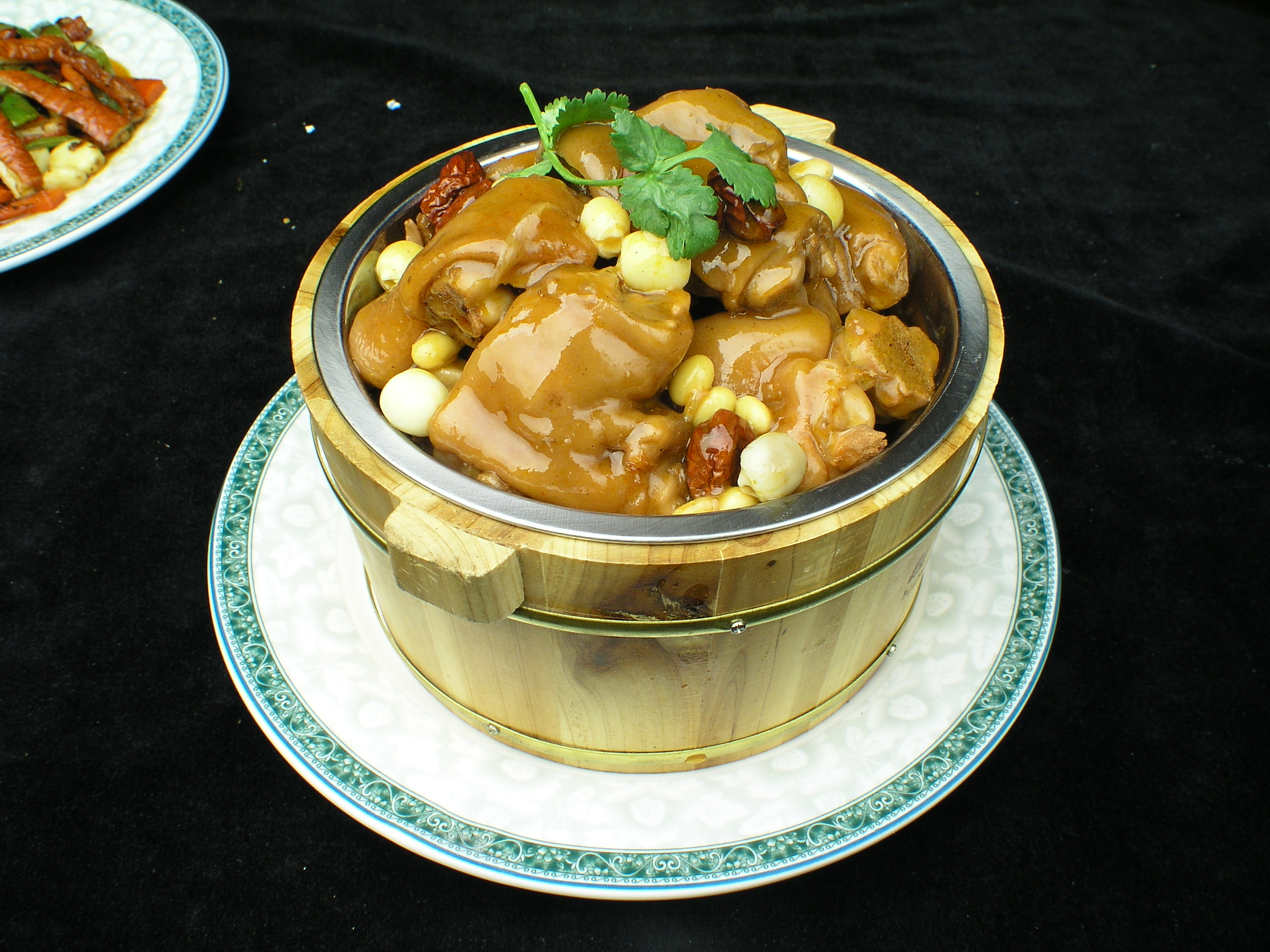 家庭聚会招待客人才会做的菜,尤其最后一个菜,味道超棒