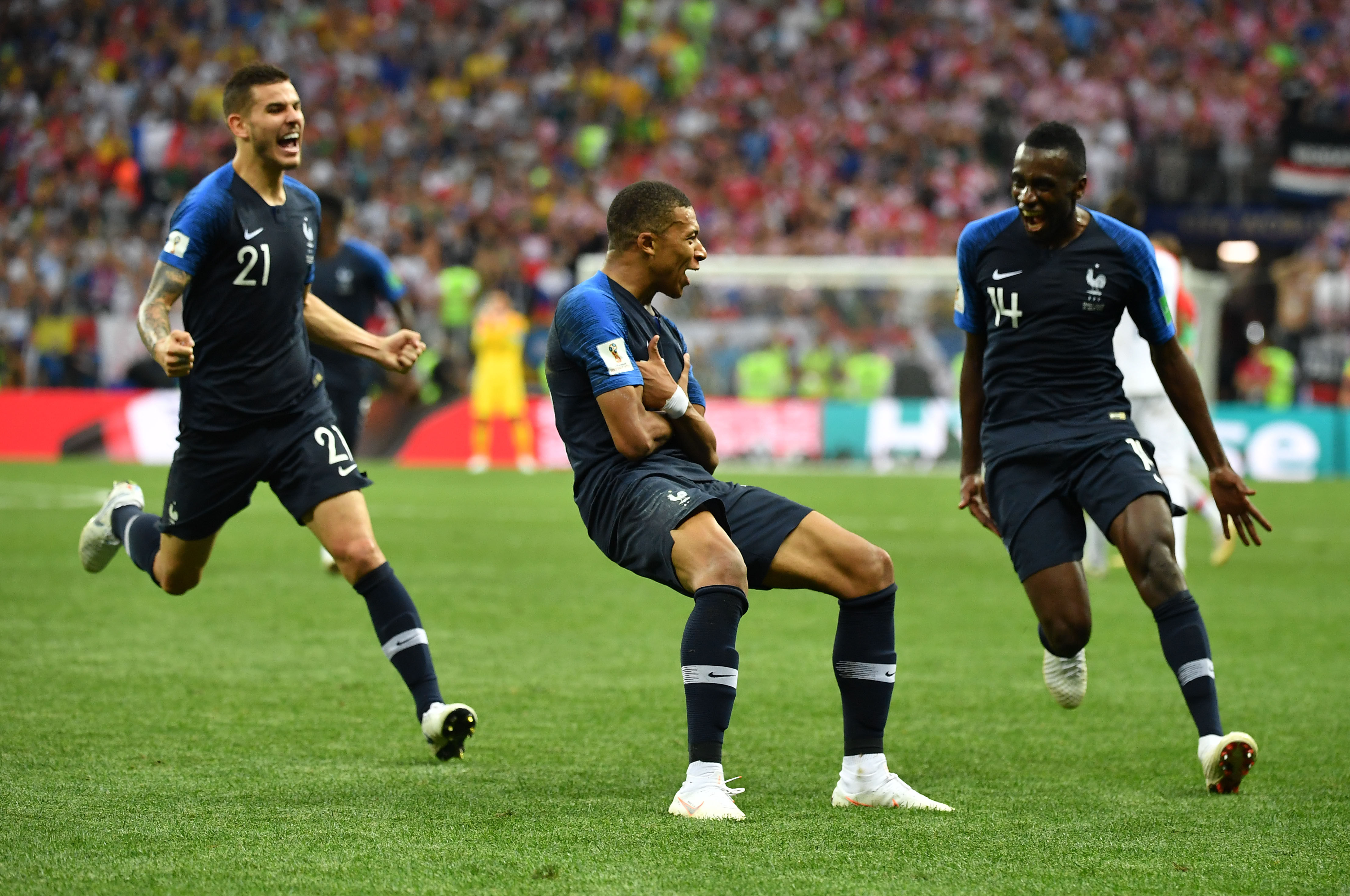 足球——决赛:法国队姆巴佩进球(7)