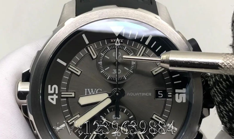 v6厂万国海洋时计鲨鱼iw379506有没有缺陷