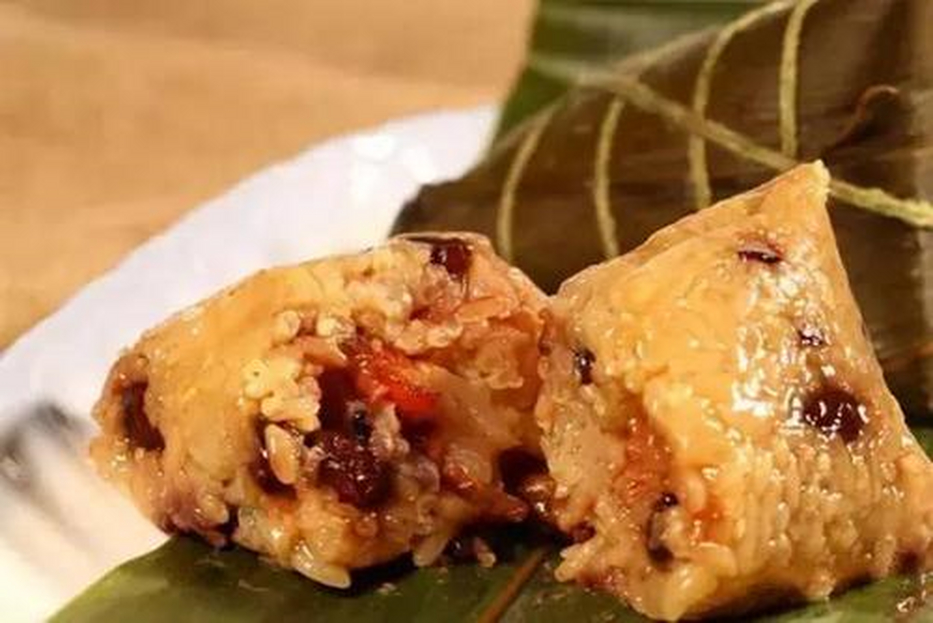 新年味# #春节美食大赏#广西人把粽子当做一种吉祥物,过年家家户欢技