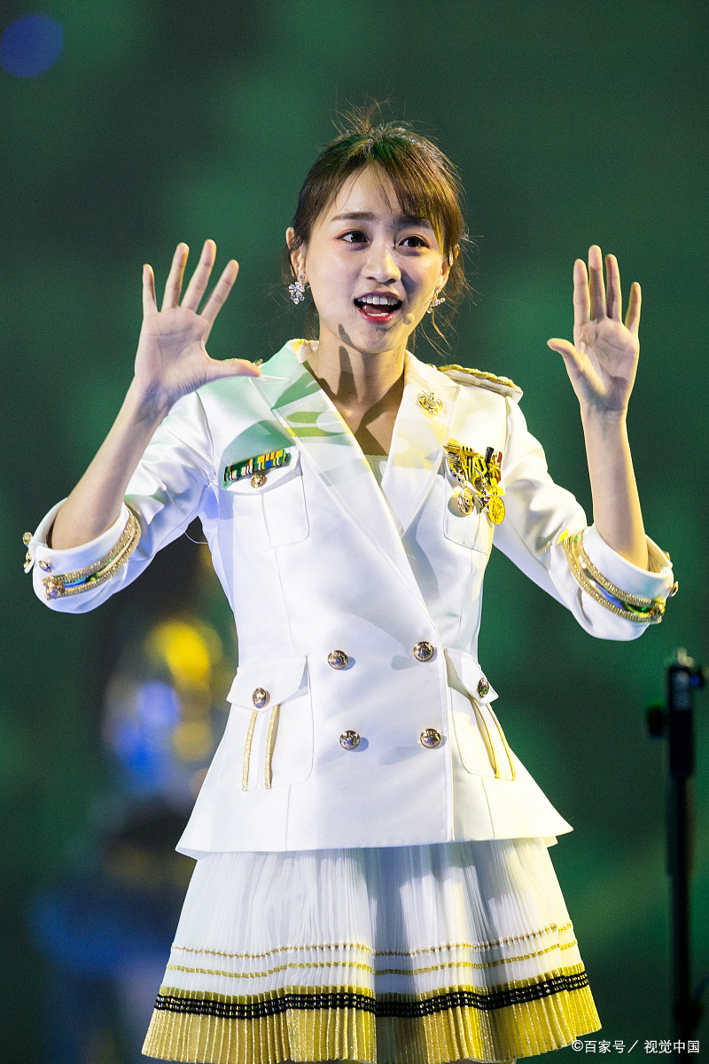 snh48前成员冯薪朵被丝芭传媒申请限制消费,团粉:活该