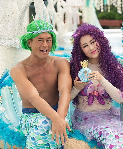 37岁马丽嫁90后年轻帅气老公