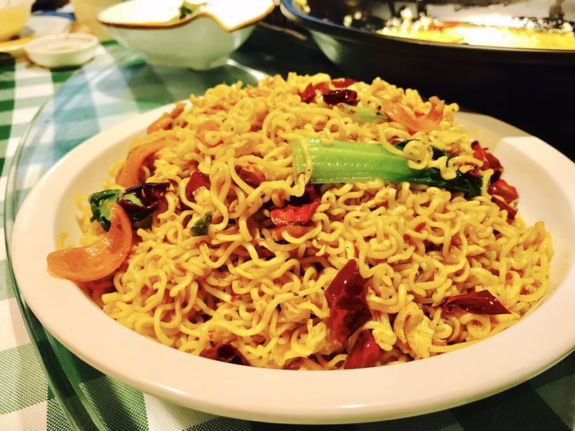 炒方便面,充分发挥自己想象力的一道菜,你还在吃单调的泡面吗