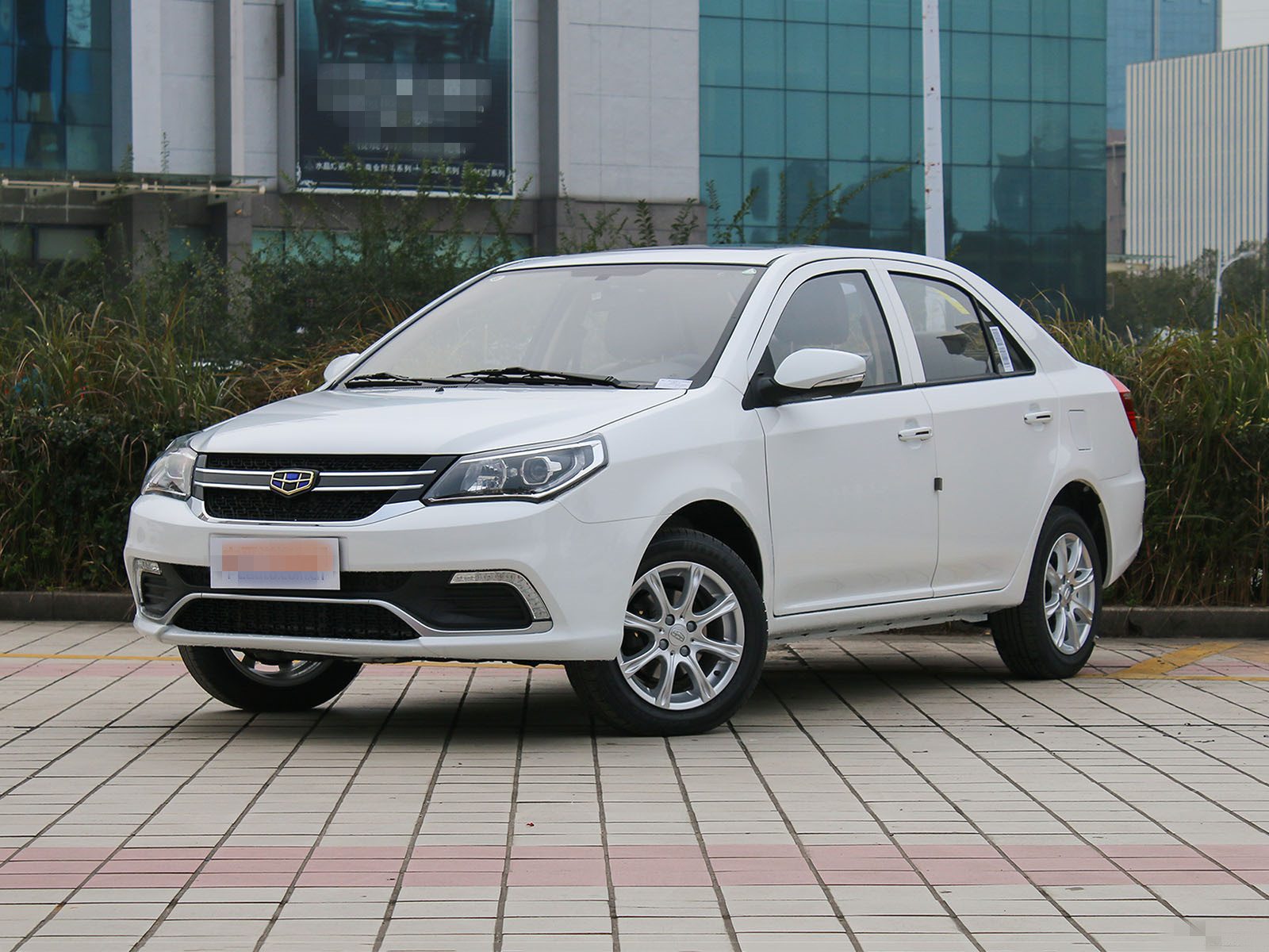 对吉利新金刚外观的鉴赏