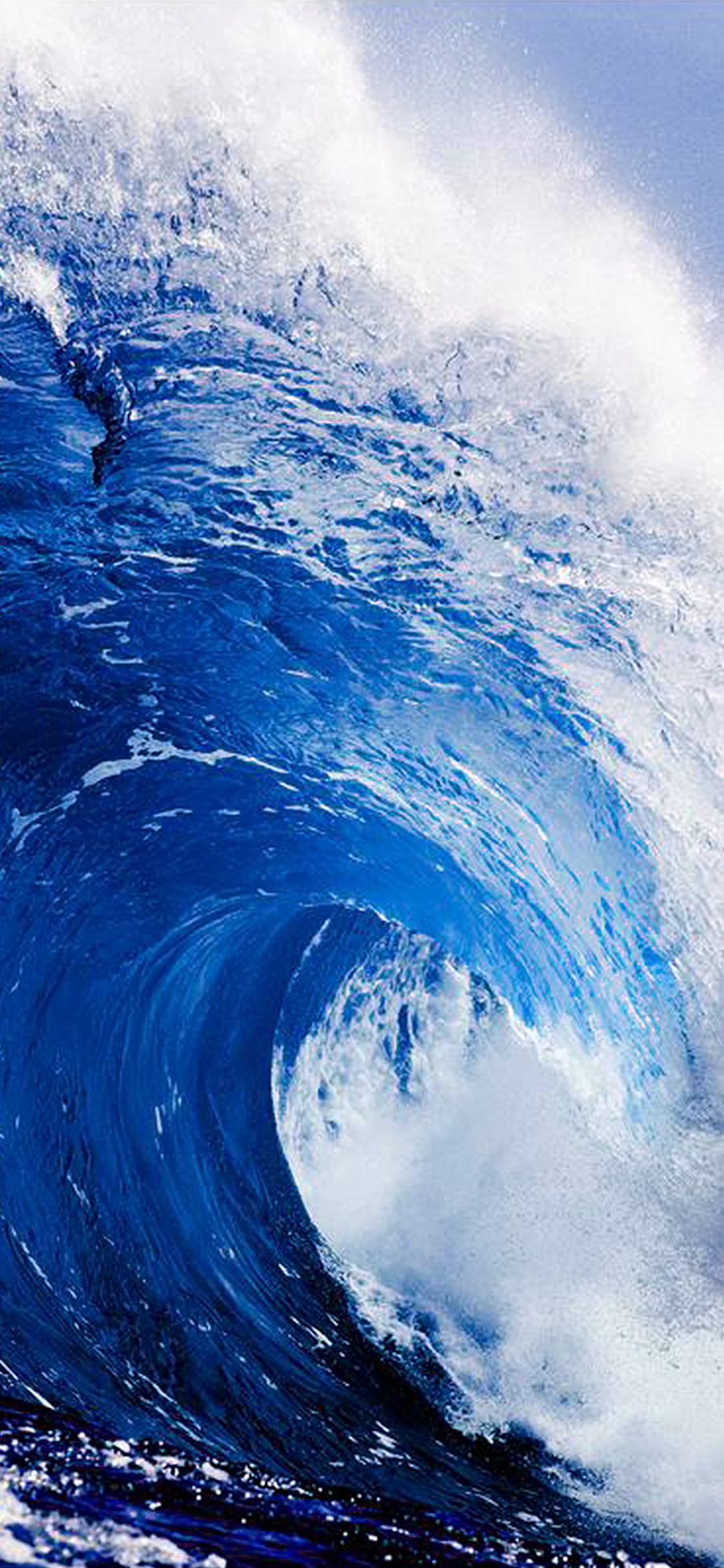 壁纸:蔚蓝的大海,波澜壮阔,却心静如水