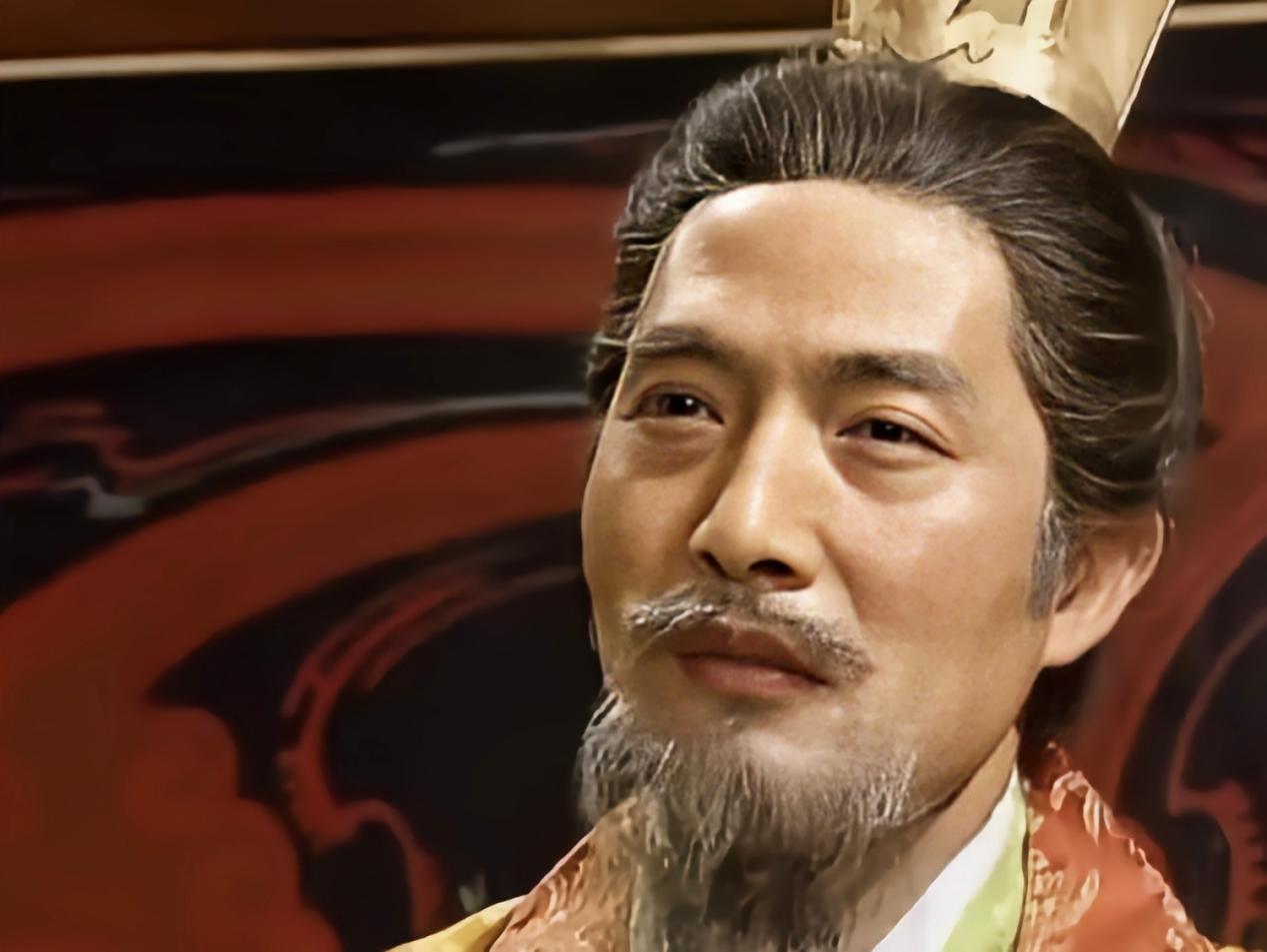 成济替司马昭弑杀了曹髦,司马昭却诛灭他三族,但这怪不得司马昭