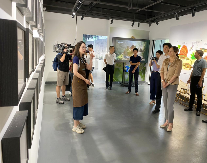 淳安县县委常委鲁连美及各乡镇商会负责人调研千岛湖虫趣科普馆