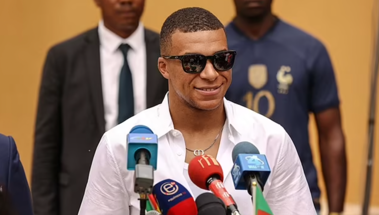 基利安·姆巴佩(kylian mbappe)如果要转会到英超联赛