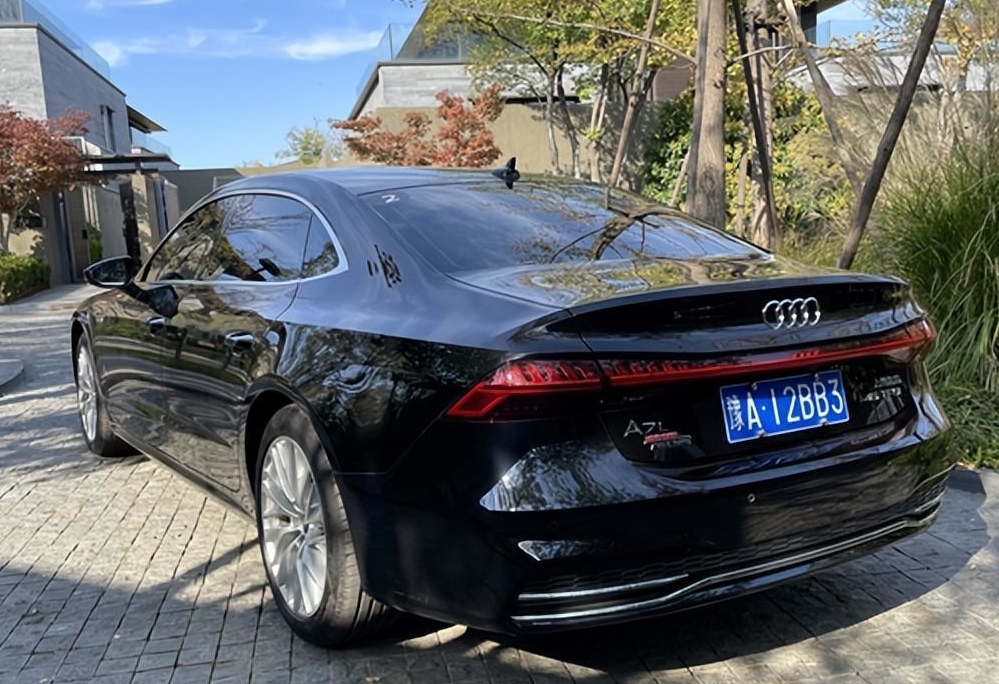 买主流豪华中大型轿车,推荐奥迪a7l的理由