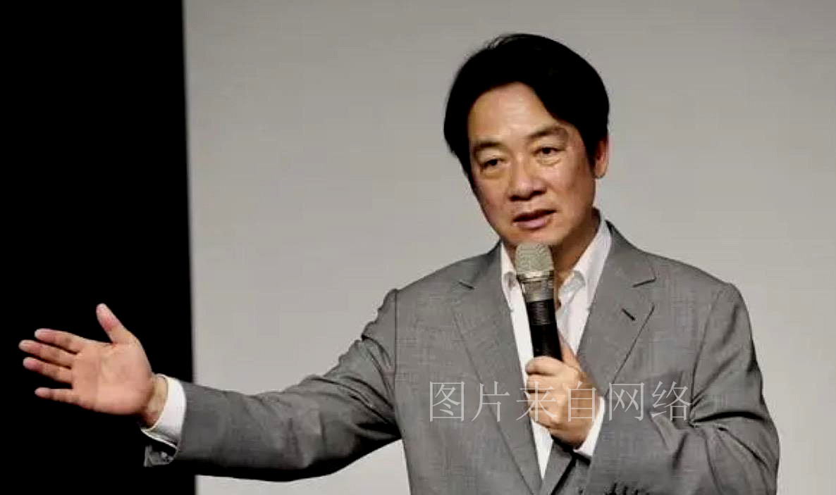 台湾大学生愤怒,称"读大学还要陪兵?