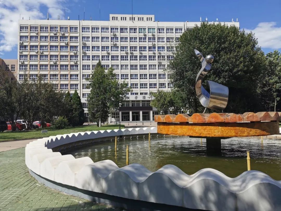 天津15所高校经费排名,天津商业大学预算经费8亿元,排在第14名