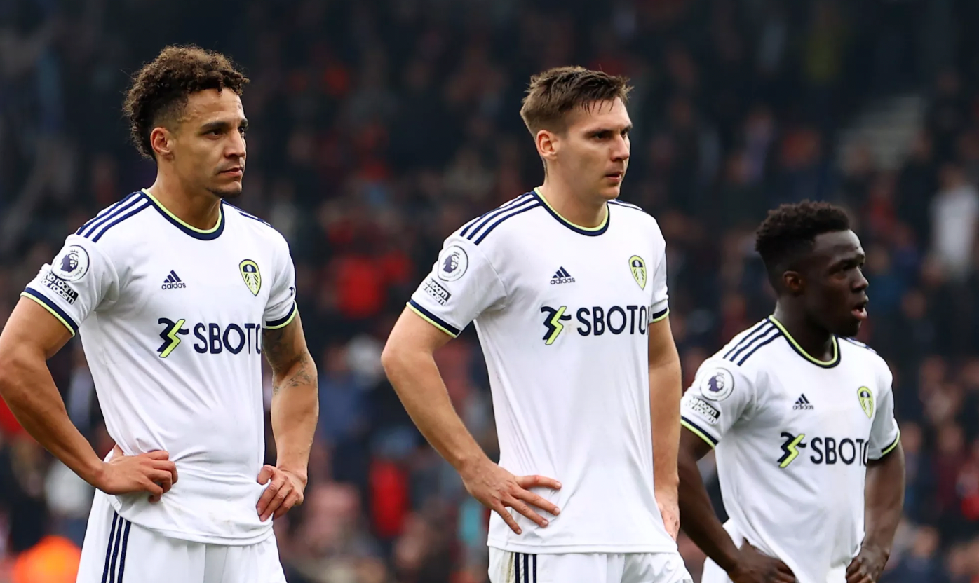 对于利兹联球迷来说是个好消息;球员告诉俱乐部他想留在埃兰路