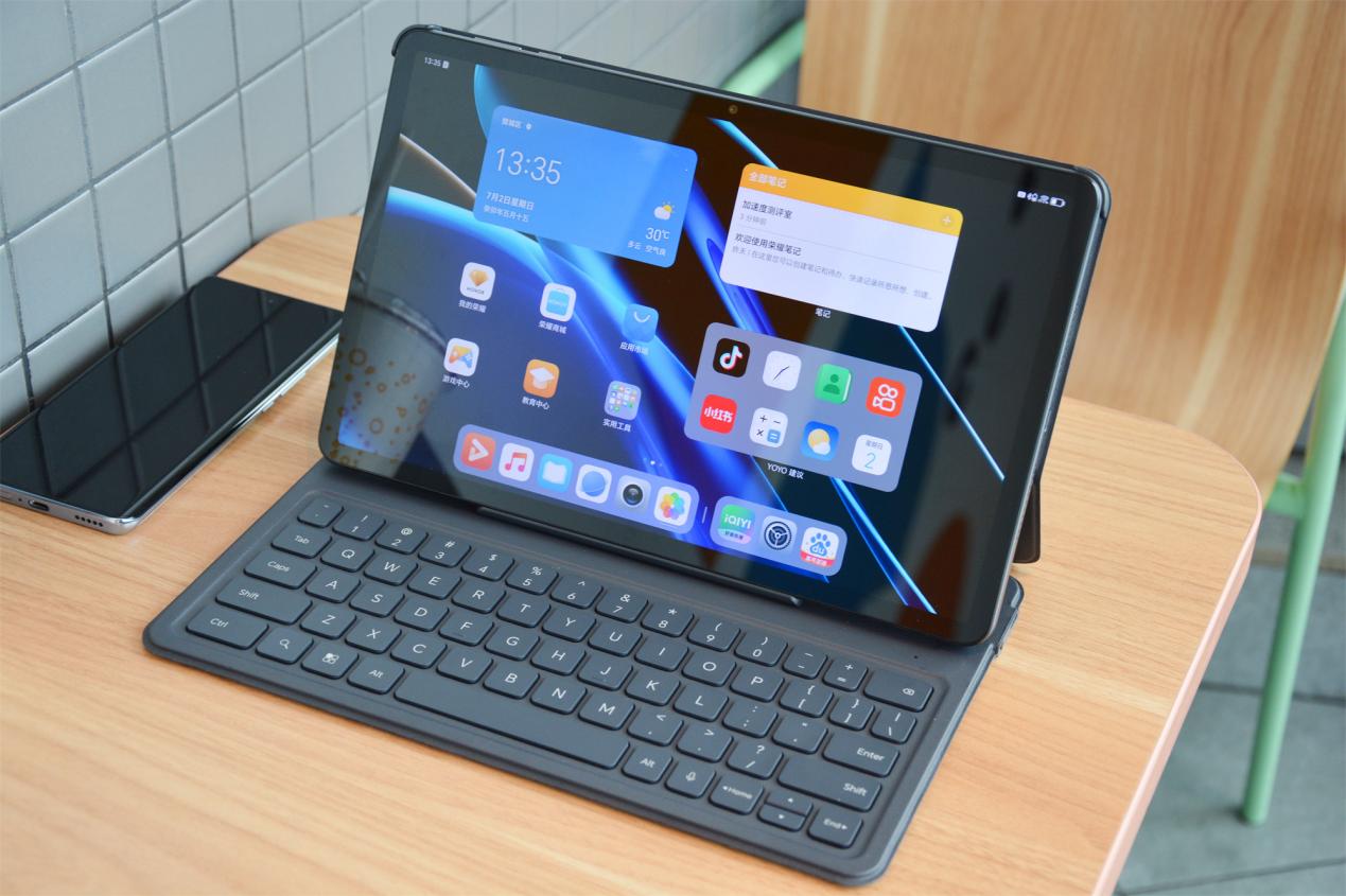 荣耀平板x8 pro体验:2k高清屏,120hz刷新,千元价格太强悍