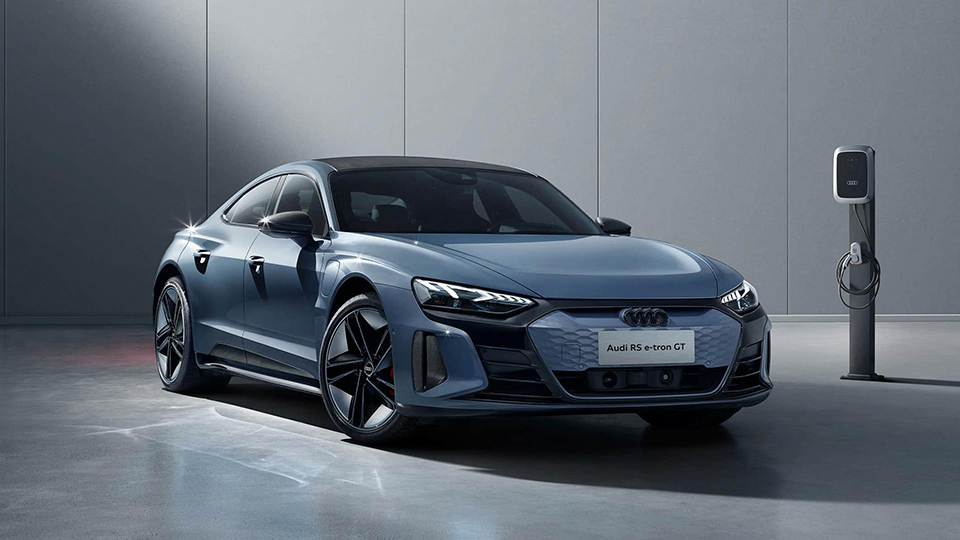 从bba垫底到除名,正沦为二线豪华的奥迪,炒ceo没用?