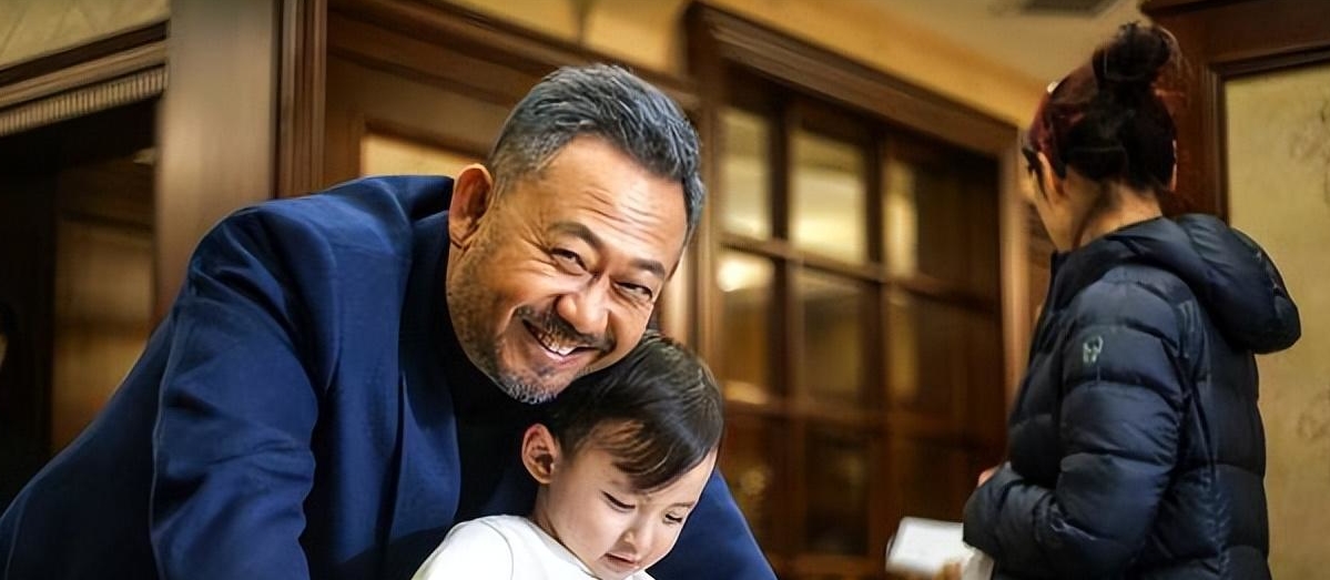 姜武:不同于花心哥哥姜文,37年只爱一人,与妻子恩爱如初