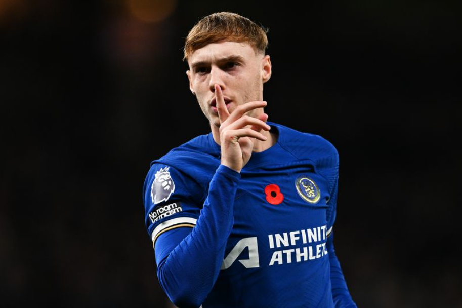 科尔·帕尔默向毛里西奥·波切蒂诺发送三个字的信息,切尔西球星瞄