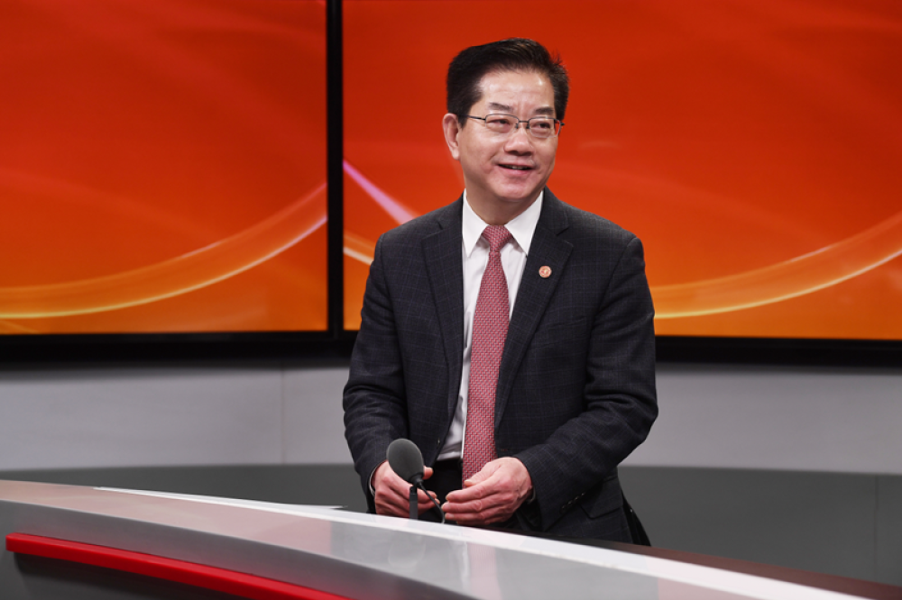 加强近视防控全生命周期管理 着重保护青少年视力健康