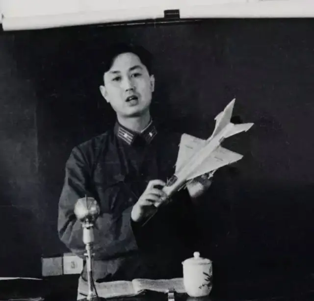 叶挺的儿子叶正大,原国防科工委副主任,61岁授中将衔