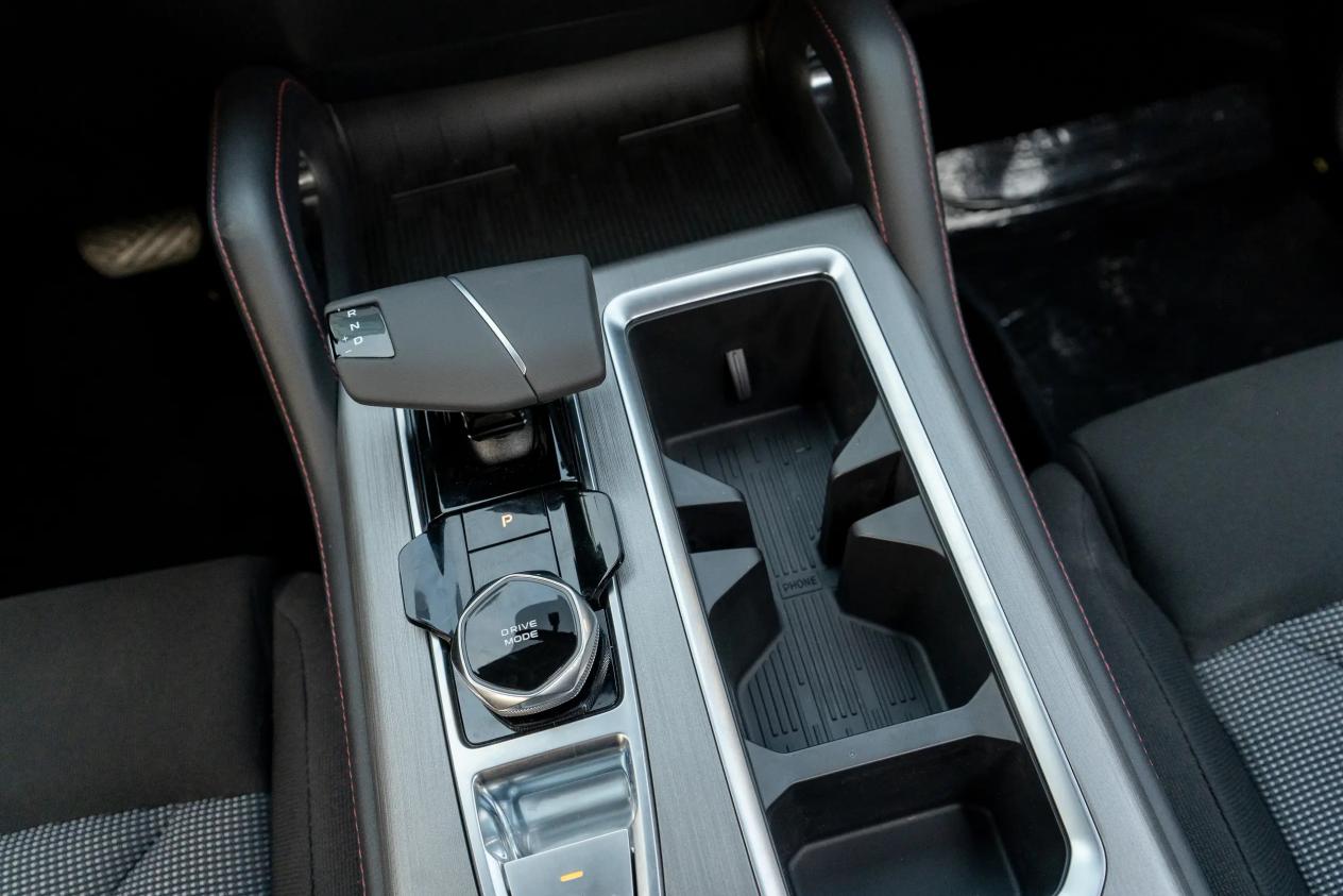 0t 采埃孚8at,只要9.79万,最大载重495kg,致富路上好帮手