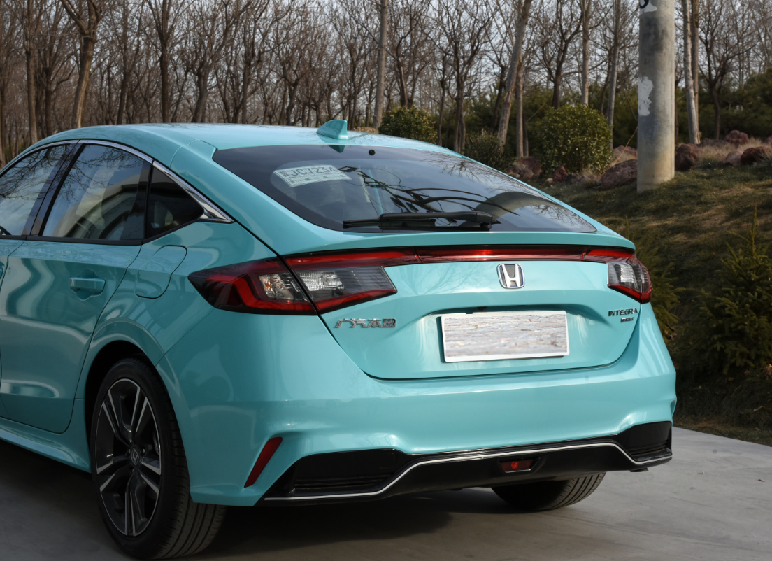 更注重实用性,本田型格hatchback发布,和燃油版保持高度一致