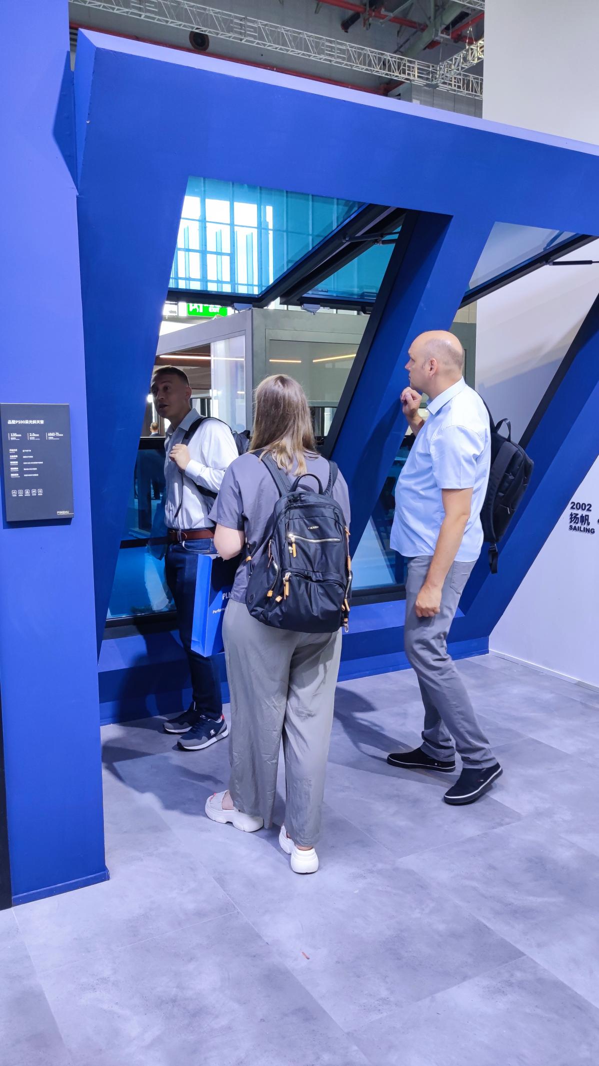 首日高燃|天东门窗惊艳亮相上海fbc博览会