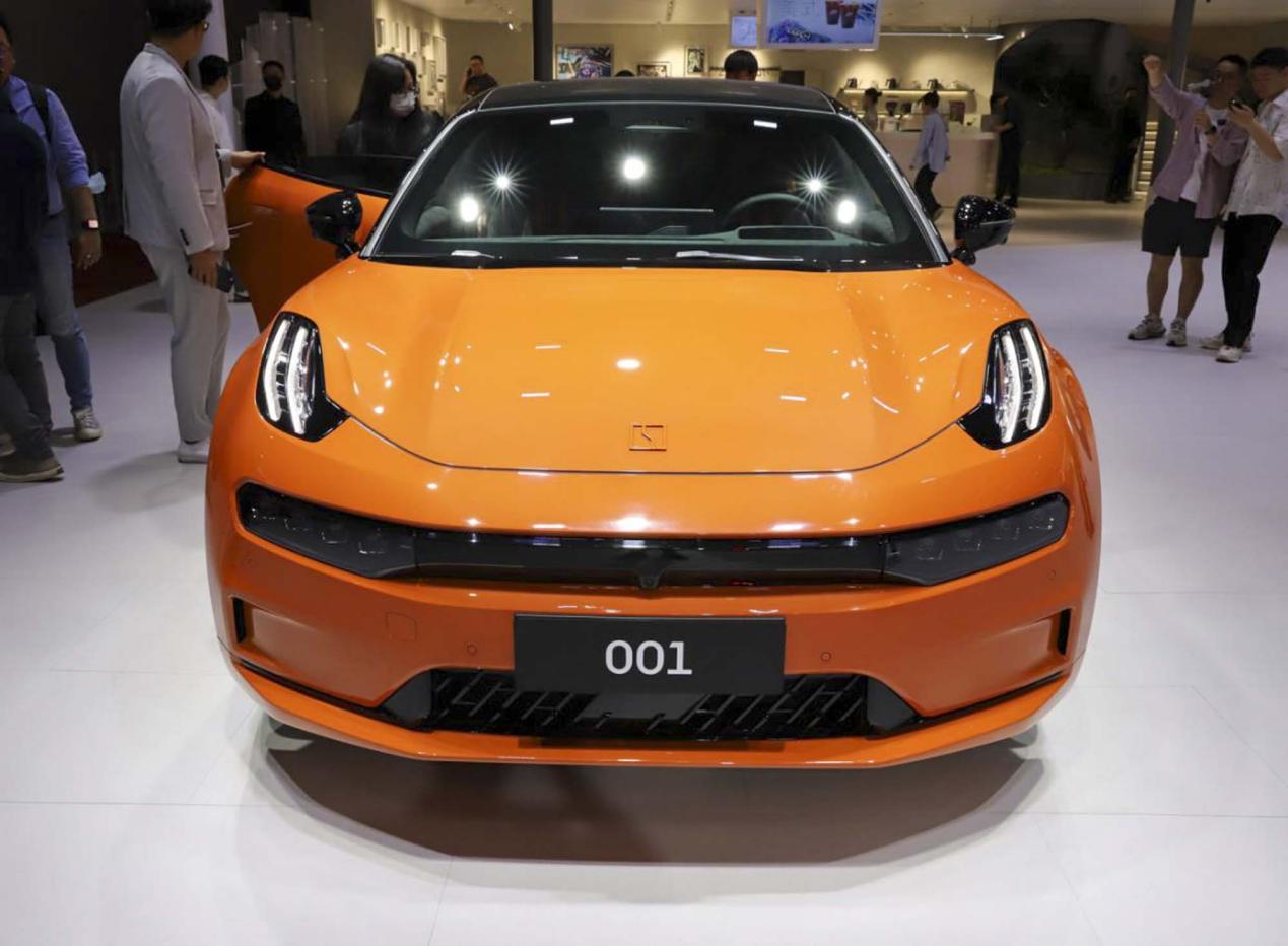 极氪001最高降3.7万元!等等党还等吗?