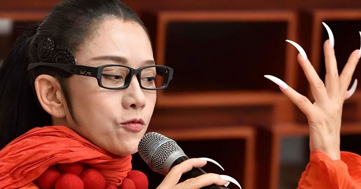 44岁舞蹈家王迪离世,杨丽萍作诗悼念搭档:天堂再跳《雀之恋》