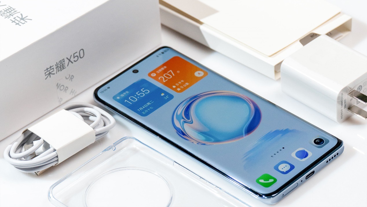 荣耀x50手机上手简评,一千三起价,长续航1.5k护眼曲屏