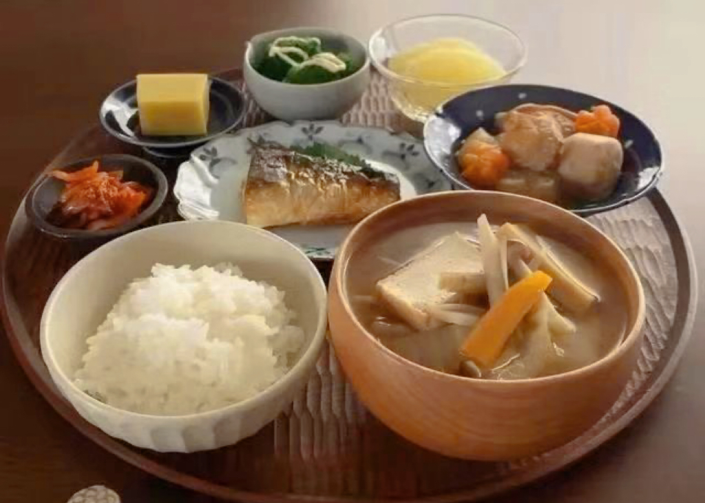 日本普通家庭的一日三餐,看完我终于理解:"没"胖子的原因