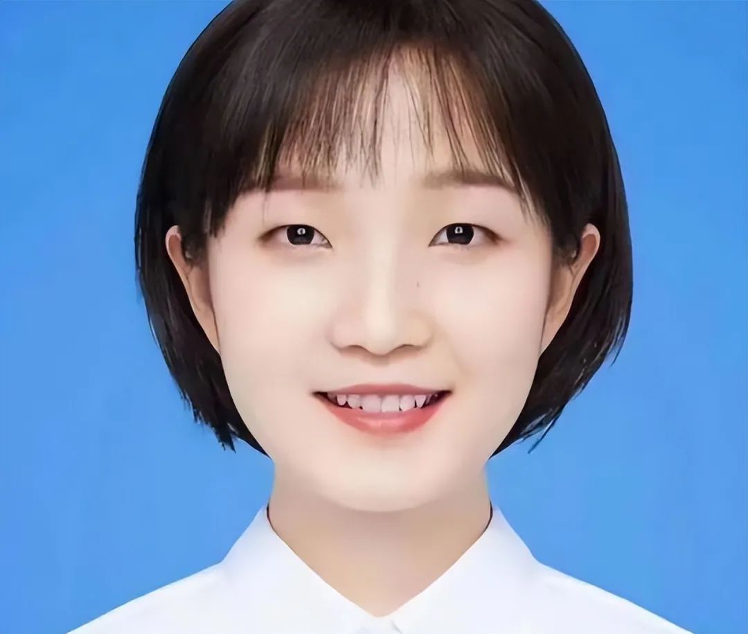 清华美女医学博士"弃医从政",30岁官至正科级,如今担任副市长