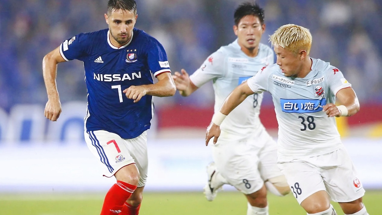 日职联前瞻:横滨水手vs福冈黄蜂,川崎前锋vs柏太阳神