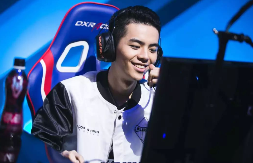 mystic人设彻底崩塌,"电竞渣男团"再添一员