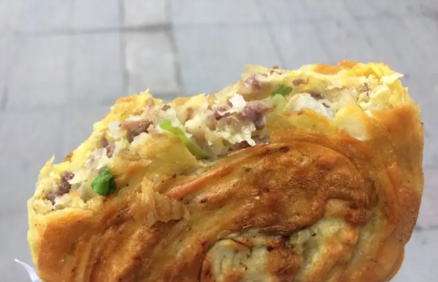 西安地域美食之宫廷香酥牛肉饼