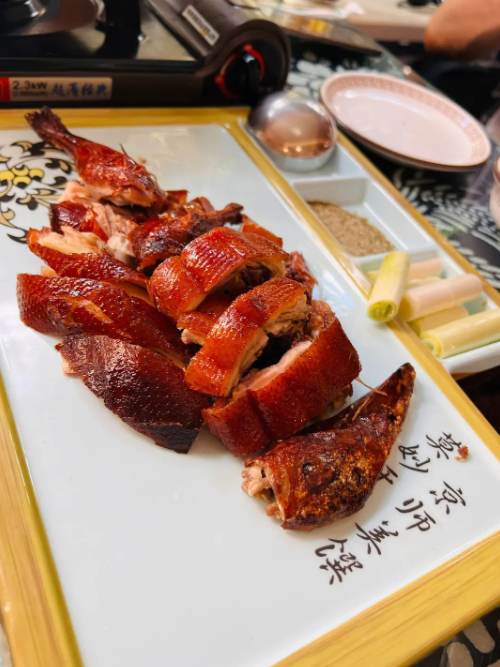 高邮香酥麻鸭:口感香脆外酥内嫩,完美展现鸭肉新境界!