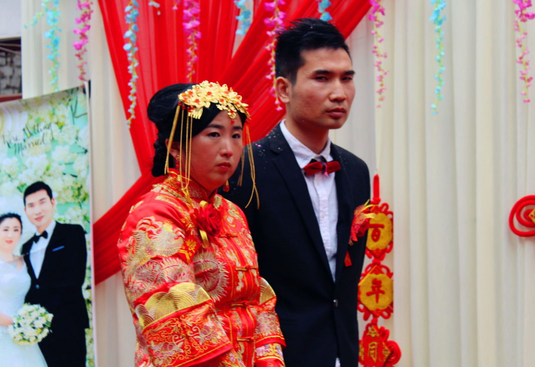 头婚娶了一个二婚女人,没想到婚礼当天,她却跟我说出这样一番话