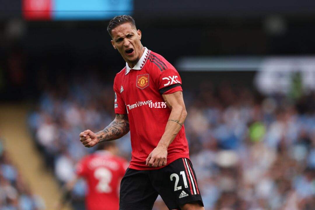 曼联球星安东尼否认家暴指控,称自己不是施暴者,期待证明清白