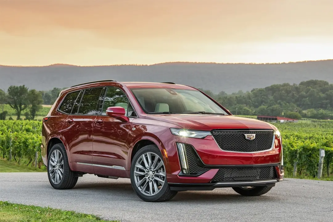 上汽通用凯迪拉克xt6铂金黑钻版上市,售价48.57万元