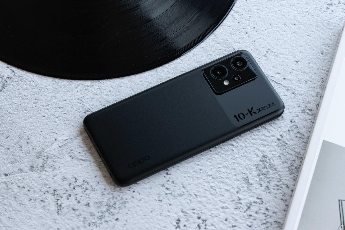 oppo爆发7000mah新机,16g 512g确定1999,沁人心脾