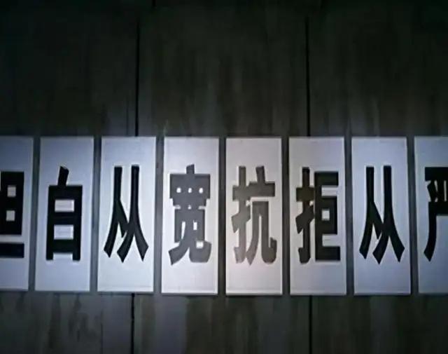 04年山西妙龄少女只是课余间打了次开水,竟穿着嫁衣,被埋进土里