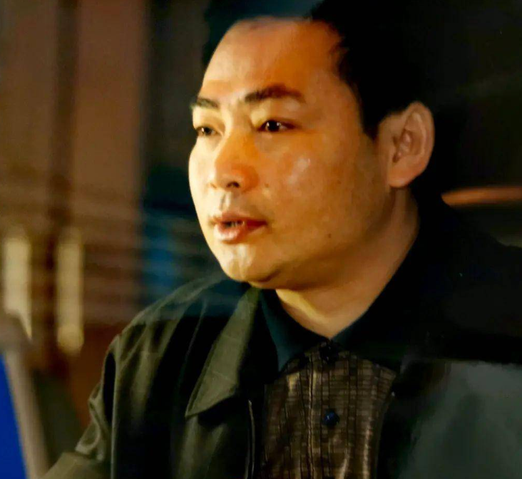 谭鱼头创始人谭长安,60岁挥泪离场,4年输光百亿只因走错一步