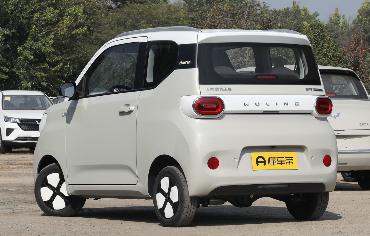 尺寸加长,外观内饰升级,配快充,新款宏光mini ev马卡龙发布