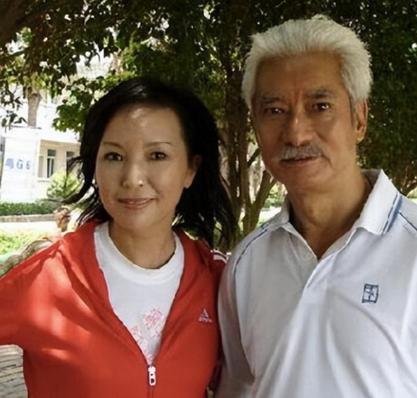 黄金配角高雄:妻子陈永霞是武术教练,结婚50多年感情依旧很好