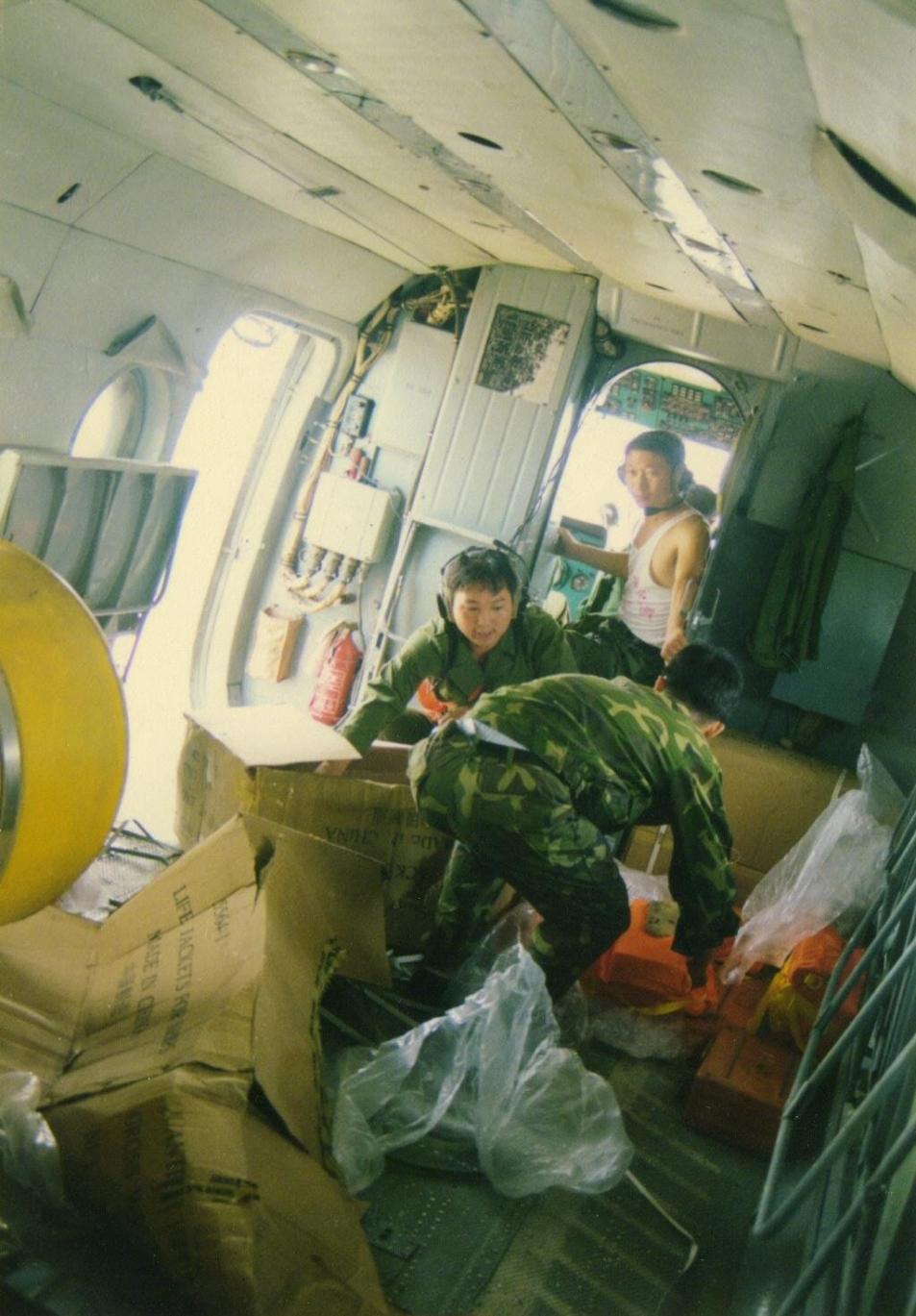 忆98武汉长江抗洪簰洲湾空中大营救