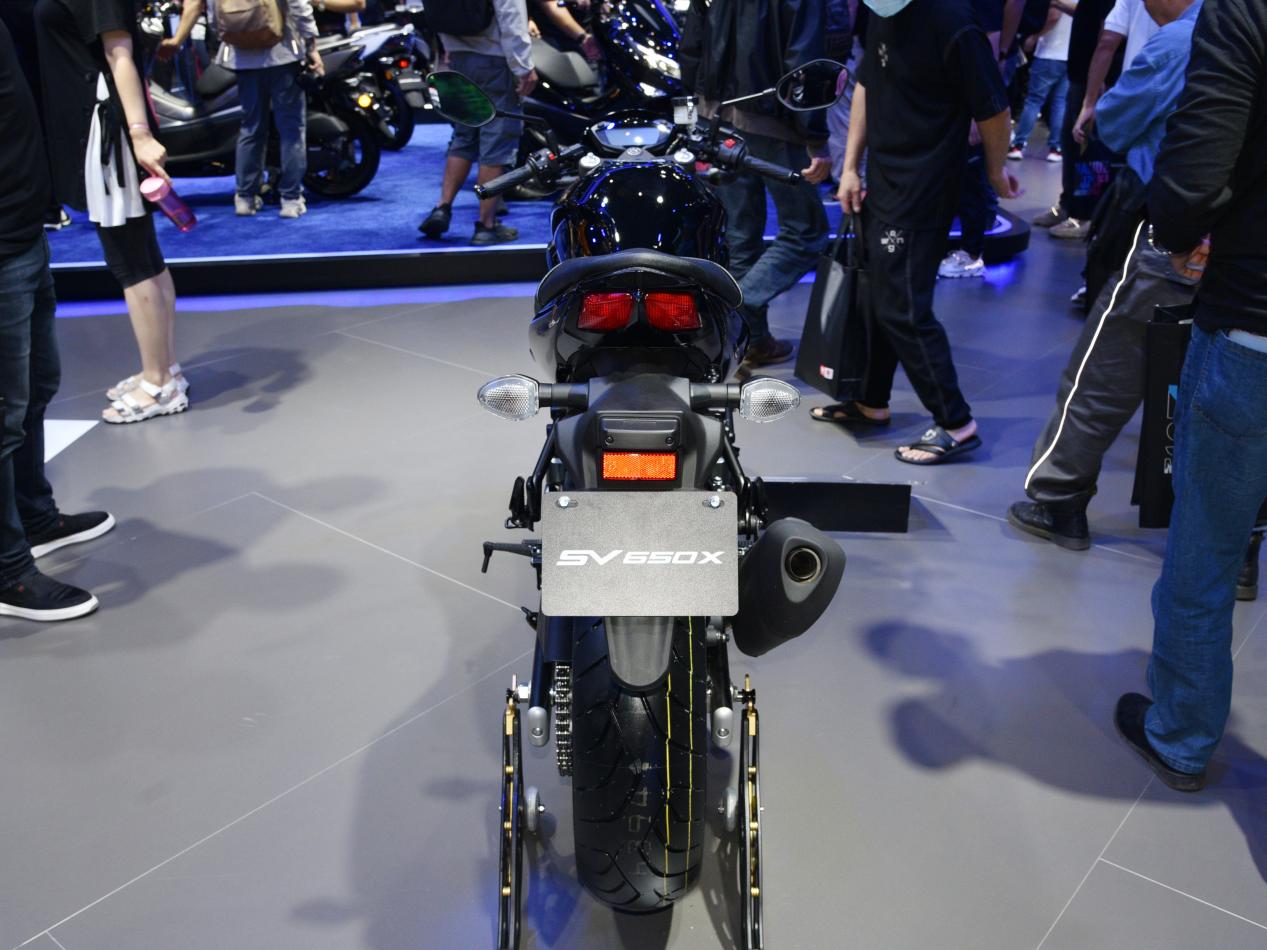 热门摩托车鉴赏,铃木,sv650￥85,800-92,800