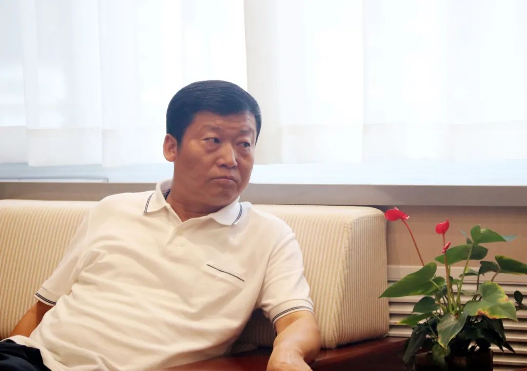 浑源县长赵昱清会见首投科创郝毅一行