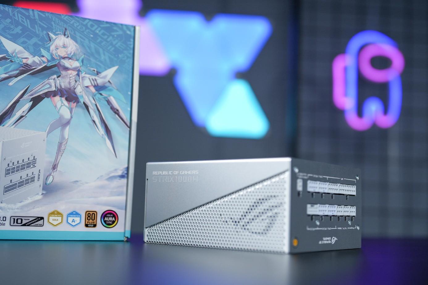 雷鹰1000w吹雪aura:纯白电源得劲的不仅仅是外观!