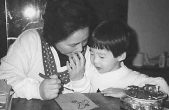 钱瑷:经历了两段婚姻,一生无子,五十岁因病去世